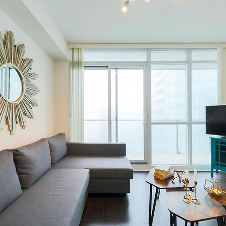 Skyline Elegance Condo Торонто Екстериор снимка