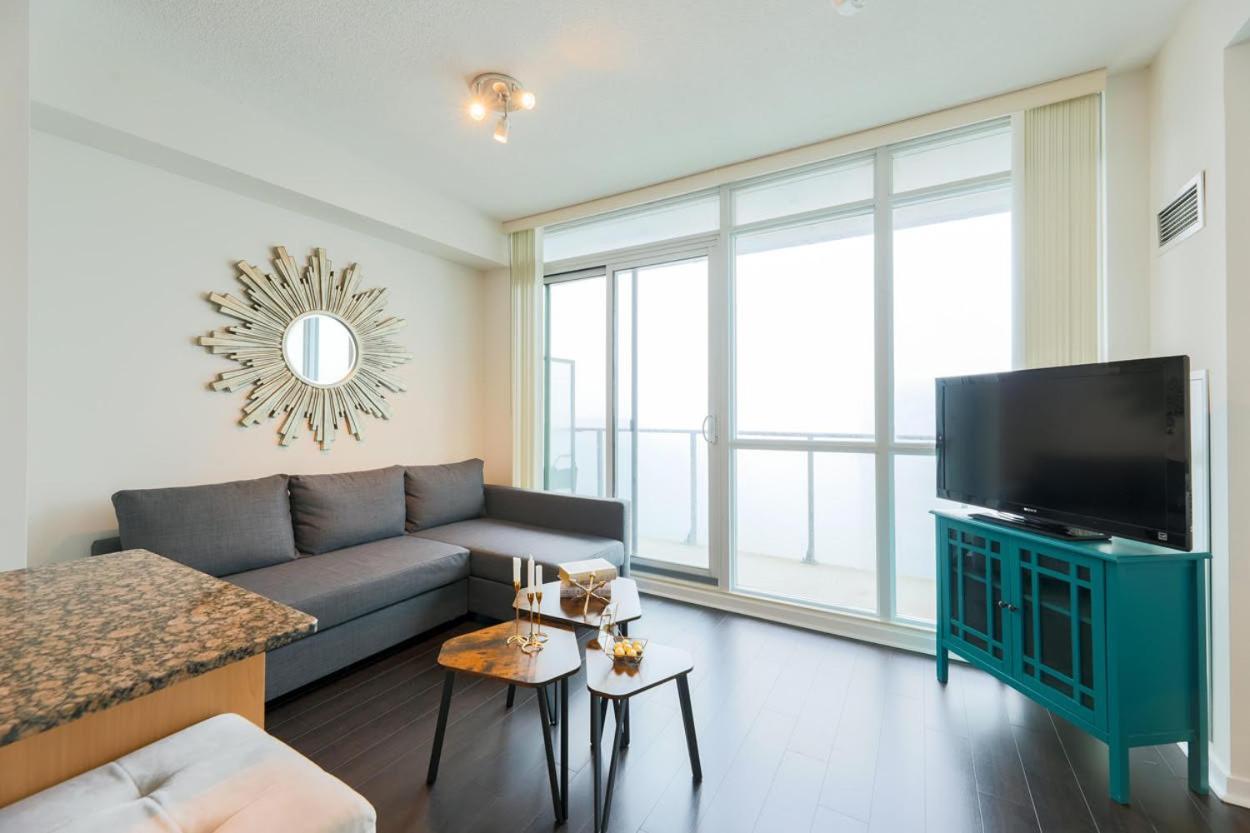 Skyline Elegance Condo Торонто Екстериор снимка