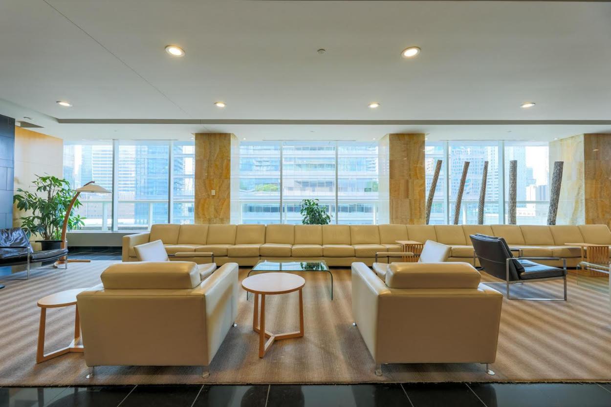 Skyline Elegance Condo Торонто Екстериор снимка