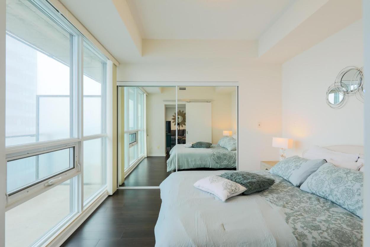 Skyline Elegance Condo Торонто Екстериор снимка
